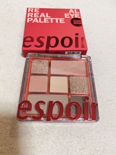 espoir
Real eyepallet #03 
NUDE MOOD 

Q10で1,500円くらいで購入しました！
ラメがすっごく綺麗で、春にピッタリの色合いで凄く使いやすいです😍チークカラーやシ