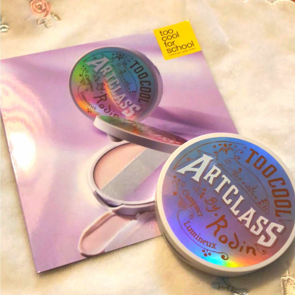 アートクラス バイ ロダン ルミネージュ バーニッシュ/too cool for school/プレストパウダーを使ったクチコミ(1枚目)