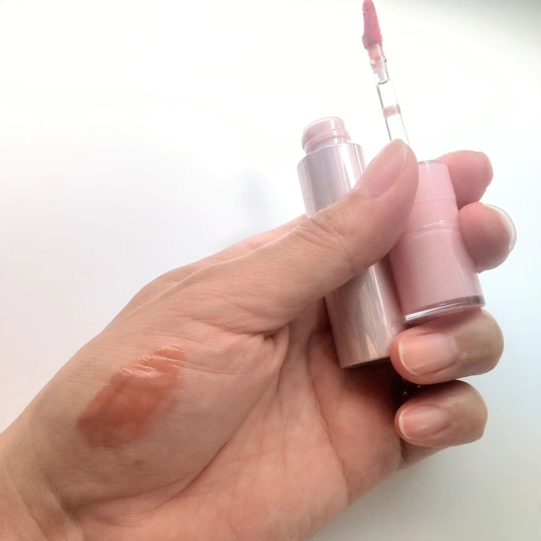 ジューシーパンピンググロス/INTO U/リップグロスを使ったクチコミ（3枚目）