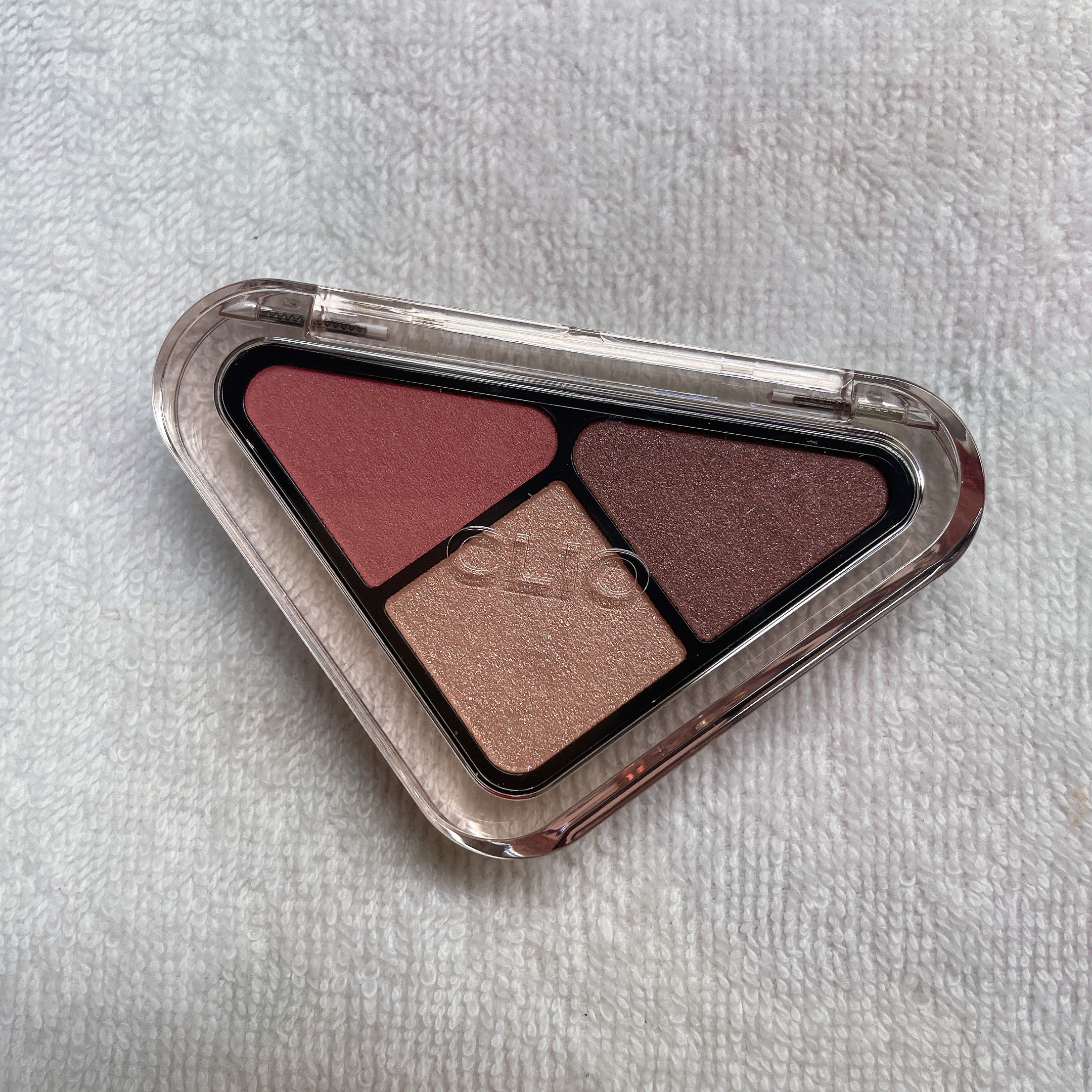 エッセンシャル シャドウ タップ/CLIO/アイシャドウパレットを使ったクチコミ（2枚目）