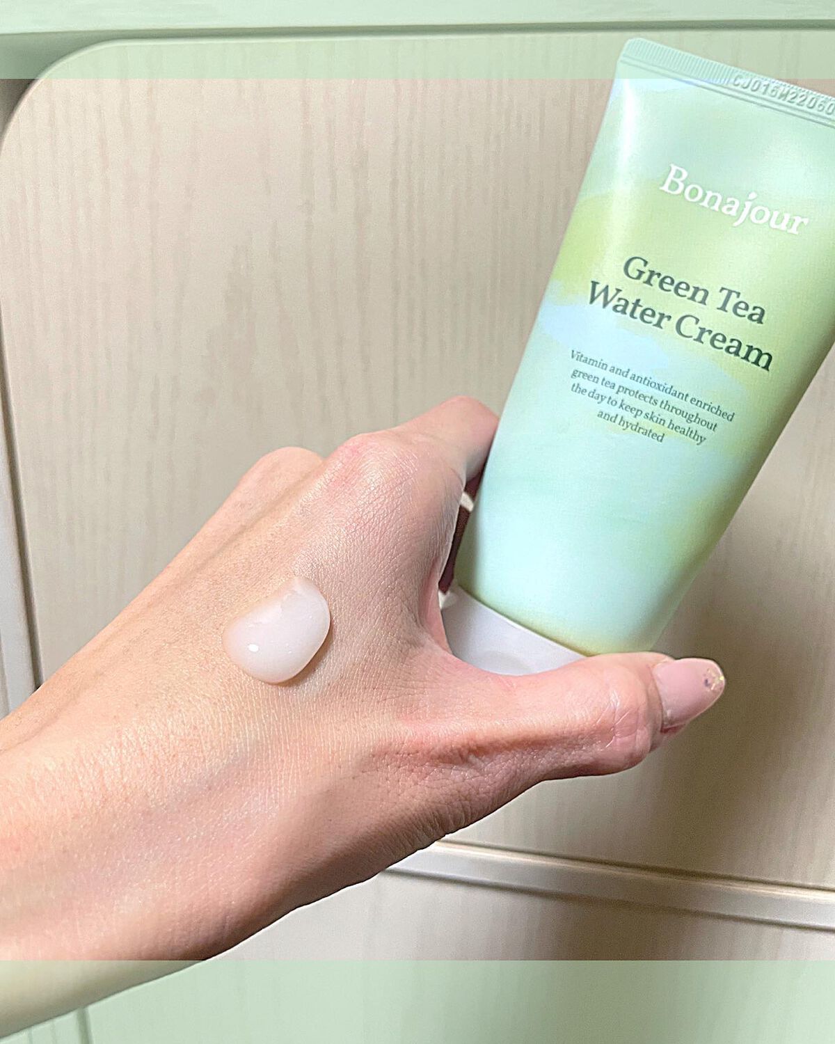 グリーンティーウォーターボム/Bonajour/フェイスクリームを使ったクチコミ（3枚目）