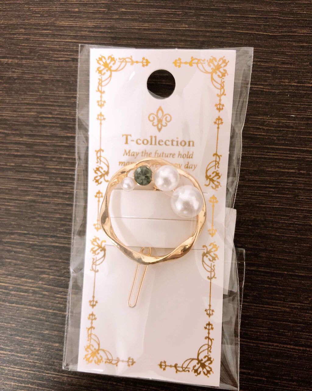 シエスタ on LIPS 「髪を少し短くしたので、小ぶりなヘアアクセサリーが最近重宝。まさ..」(1枚目)