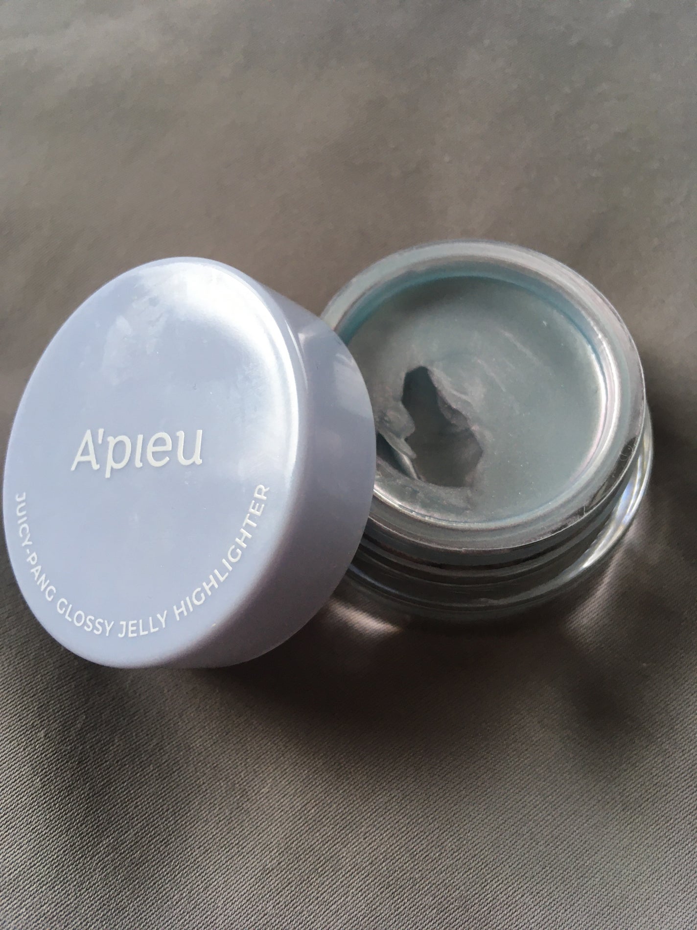 ジューシーパン グロッシージェリーハイライター/A’pieu/クリームハイライトを使ったクチコミ(1枚目)
