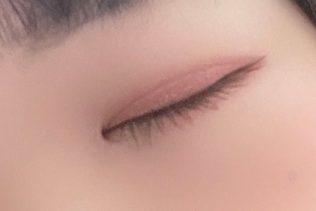 リアルストロングアイライナー24hWP/K-パレット/リキッドアイライナーを使ったクチコミ(4枚目)