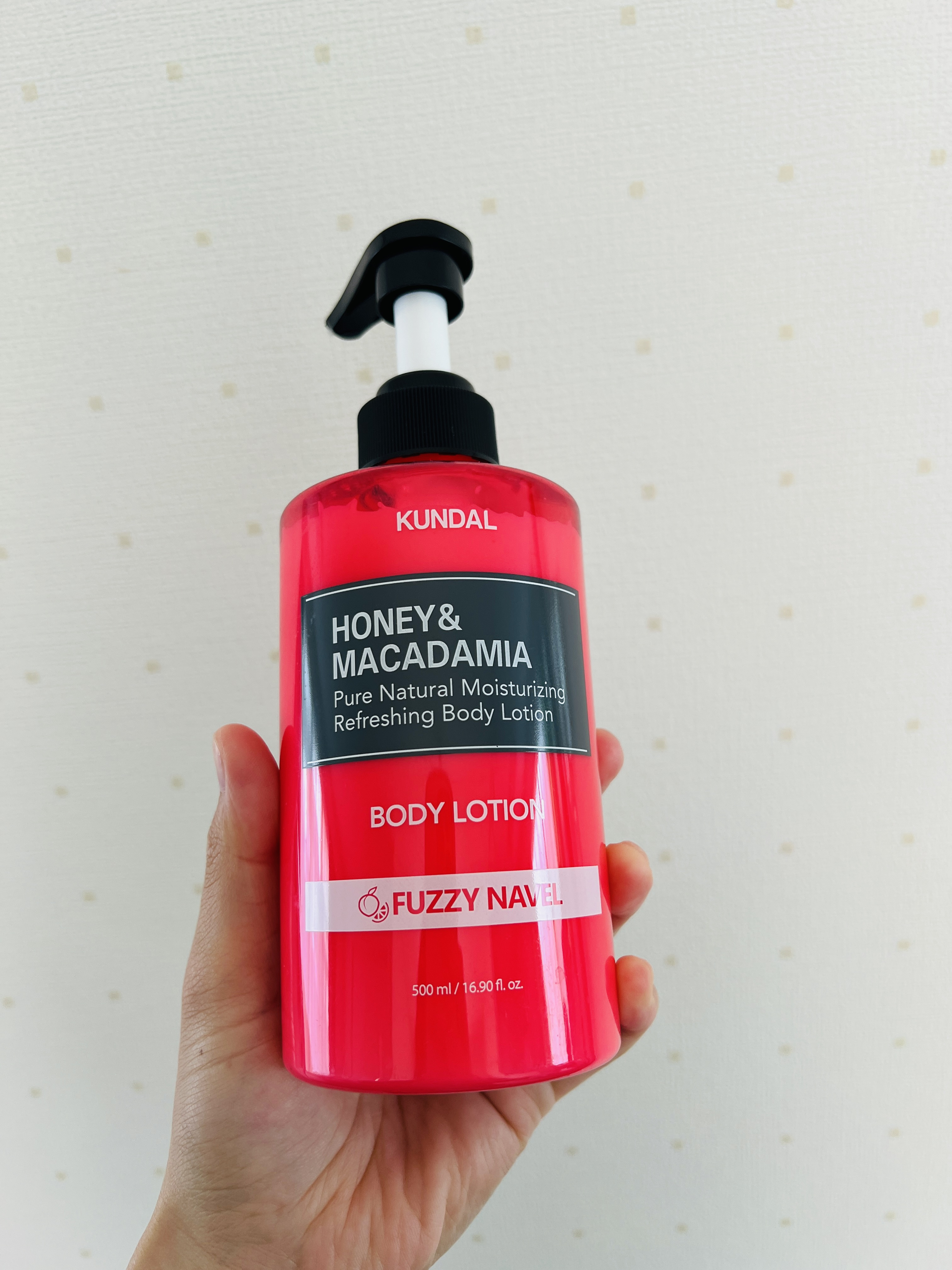 モイスチャーボディローション 08.ファジーネーブル Fuzzy Navel/KUNDAL/ボディローションを使ったクチコミ（1枚目）