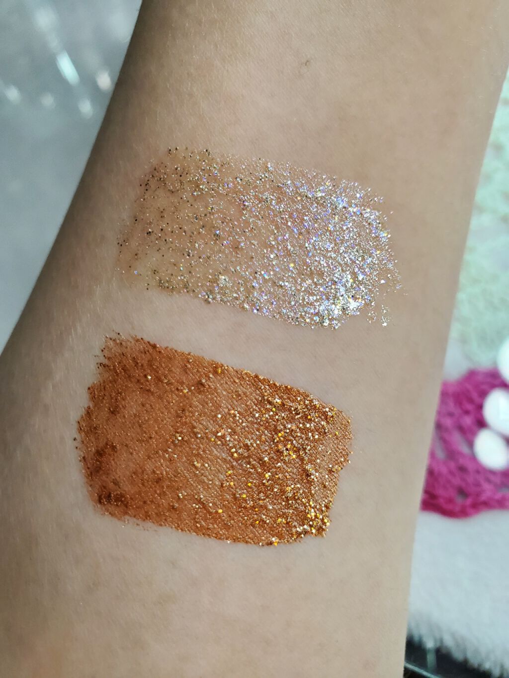 トゥインクル トゥインクル リキッド グリッター アイシャドウ/Too Faced/グリッターを使ったクチコミ(3枚目)