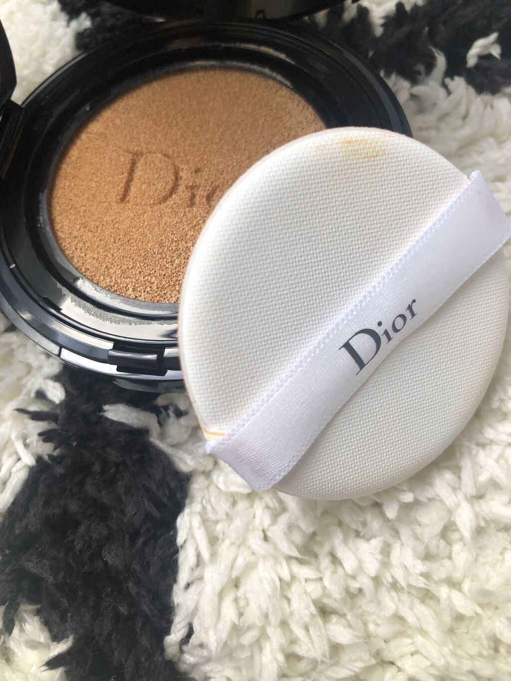 【旧】ディオールスキン フォーエヴァー クッション 1W ウォーム/Dior/クッションファンデーションを使ったクチコミ（3枚目）