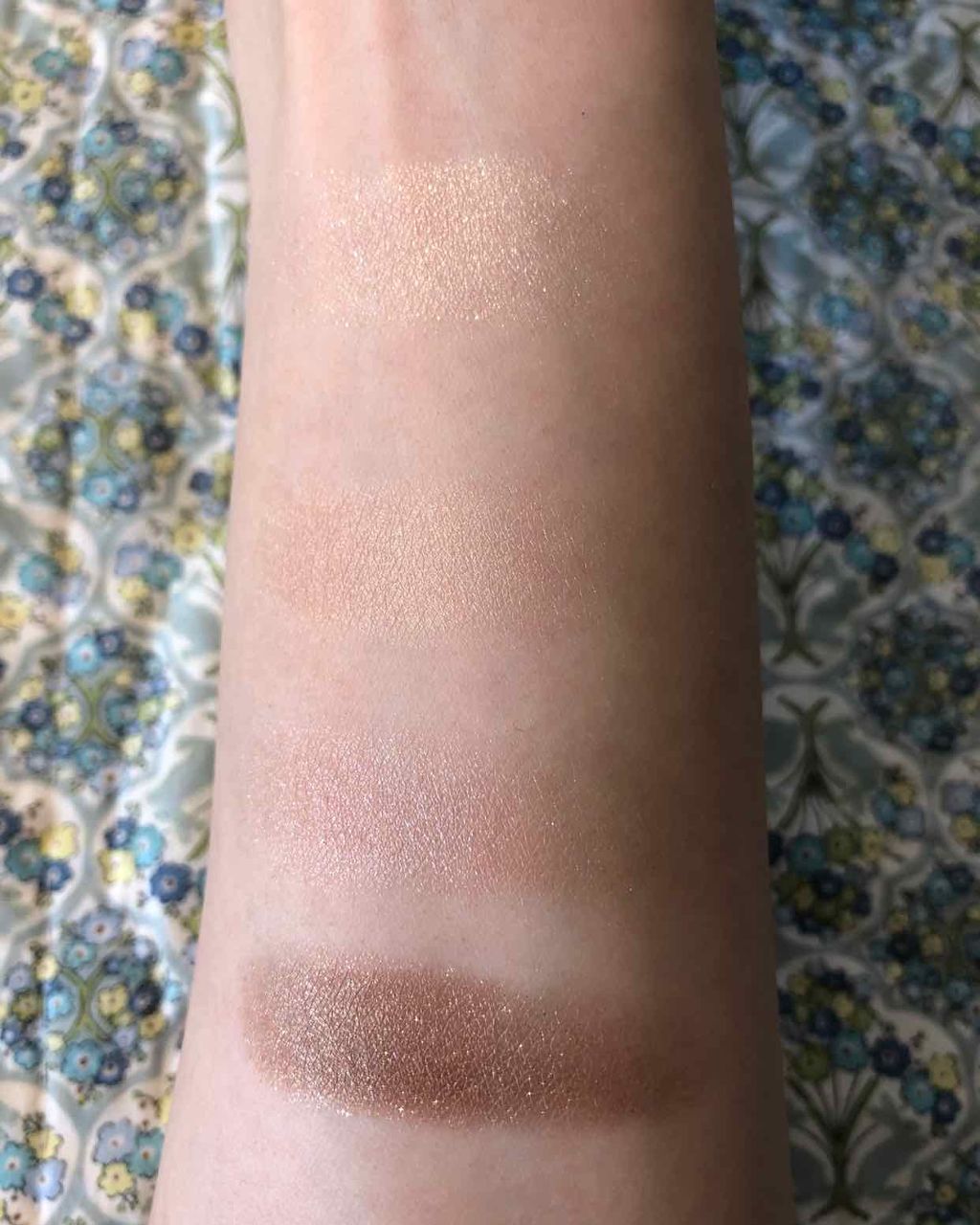 スキンモデリングアイズ/LUNASOL/アイシャドウパレットを使ったクチコミ(2枚目)