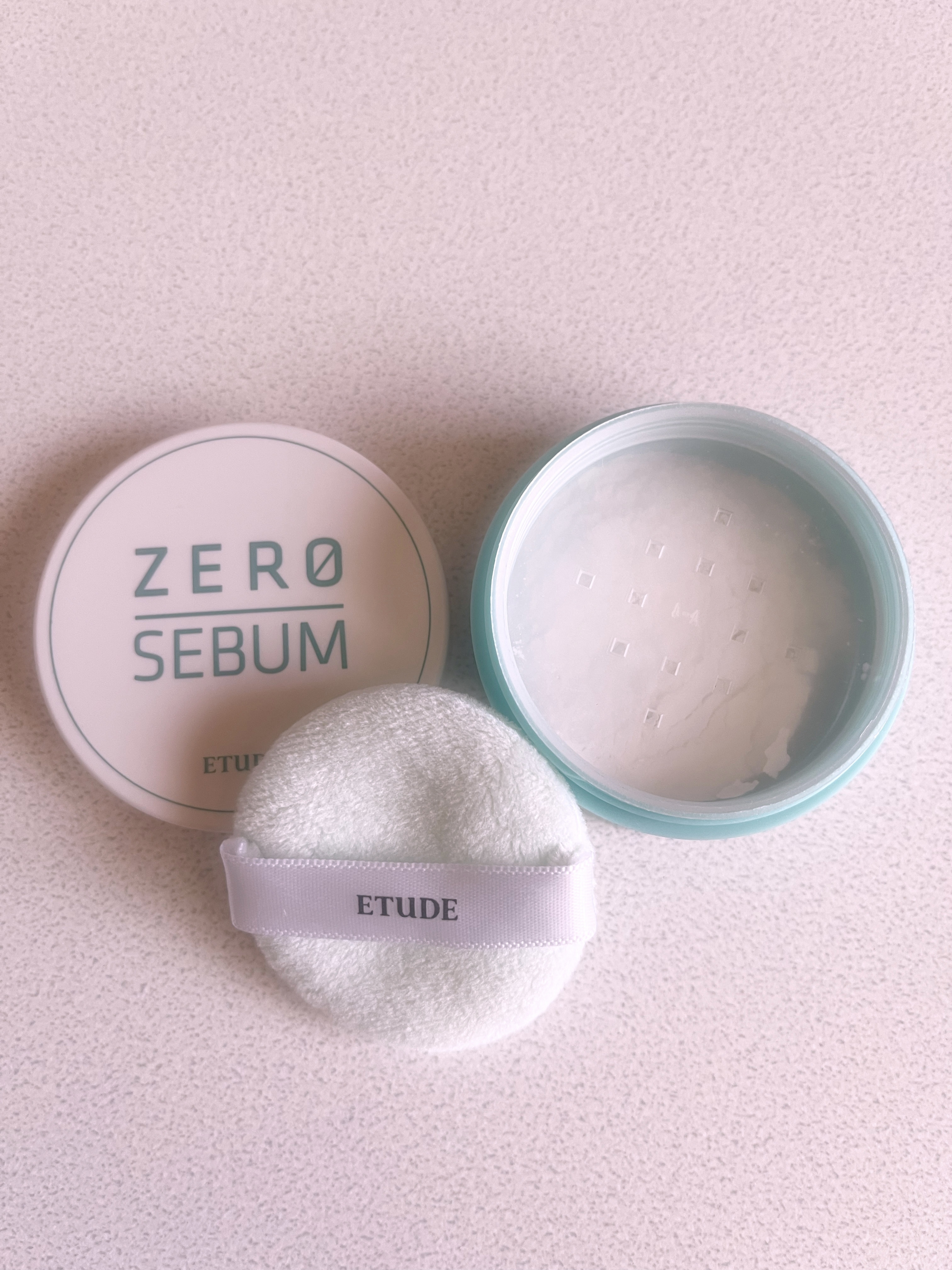 Zセバムドライングパウダー BT21　Zセバムドライングパウダー/ETUDE/フェイスパウダーを使ったクチコミ（2枚目）