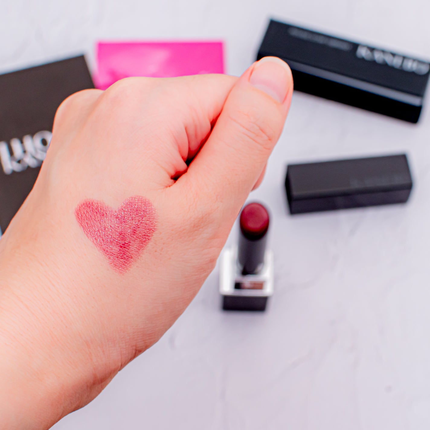 ルージュスターヴァイブラント/KANEBO/口紅を使ったクチコミ(3枚目)