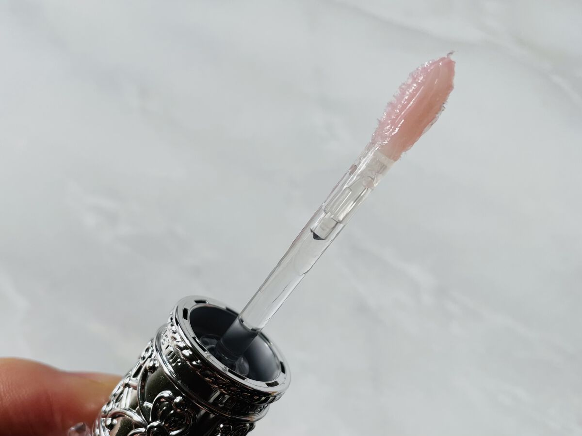 ジルスチュアート　クリスタルブルーム　リップブーケ セラム 06 rose redwood/JILL STUART/リッププランパーを使ったクチコミ（3枚目）