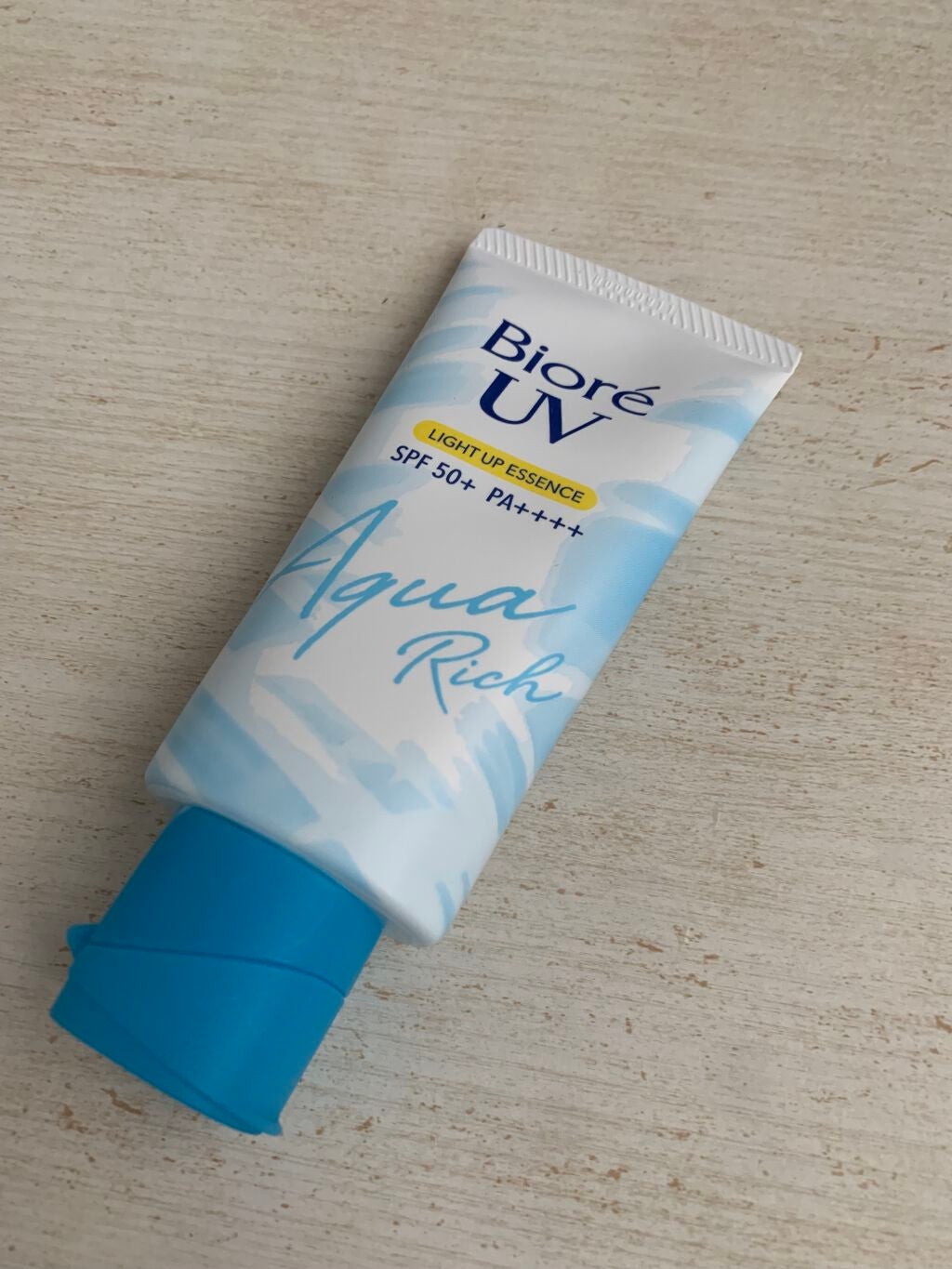ビオレUV アクアリッチ ライトアップエッセンス/ビオレ/日焼け止めクリームを使ったクチコミ(1枚目)