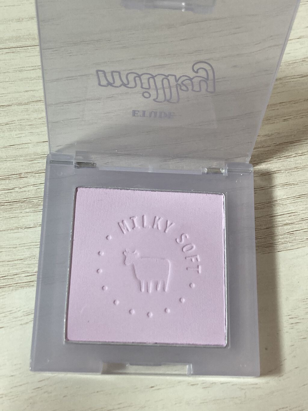 ミルクチーク ブルーベリーミルク/ETUDE/パウダーチークを使ったクチコミ（2枚目）