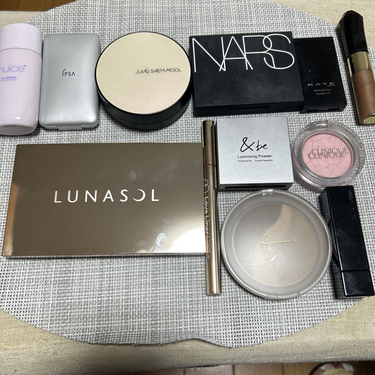 ライトリフレクティング プリズマティックパウダー/NARS/プレストパウダーを使ったクチコミ（1枚目）
