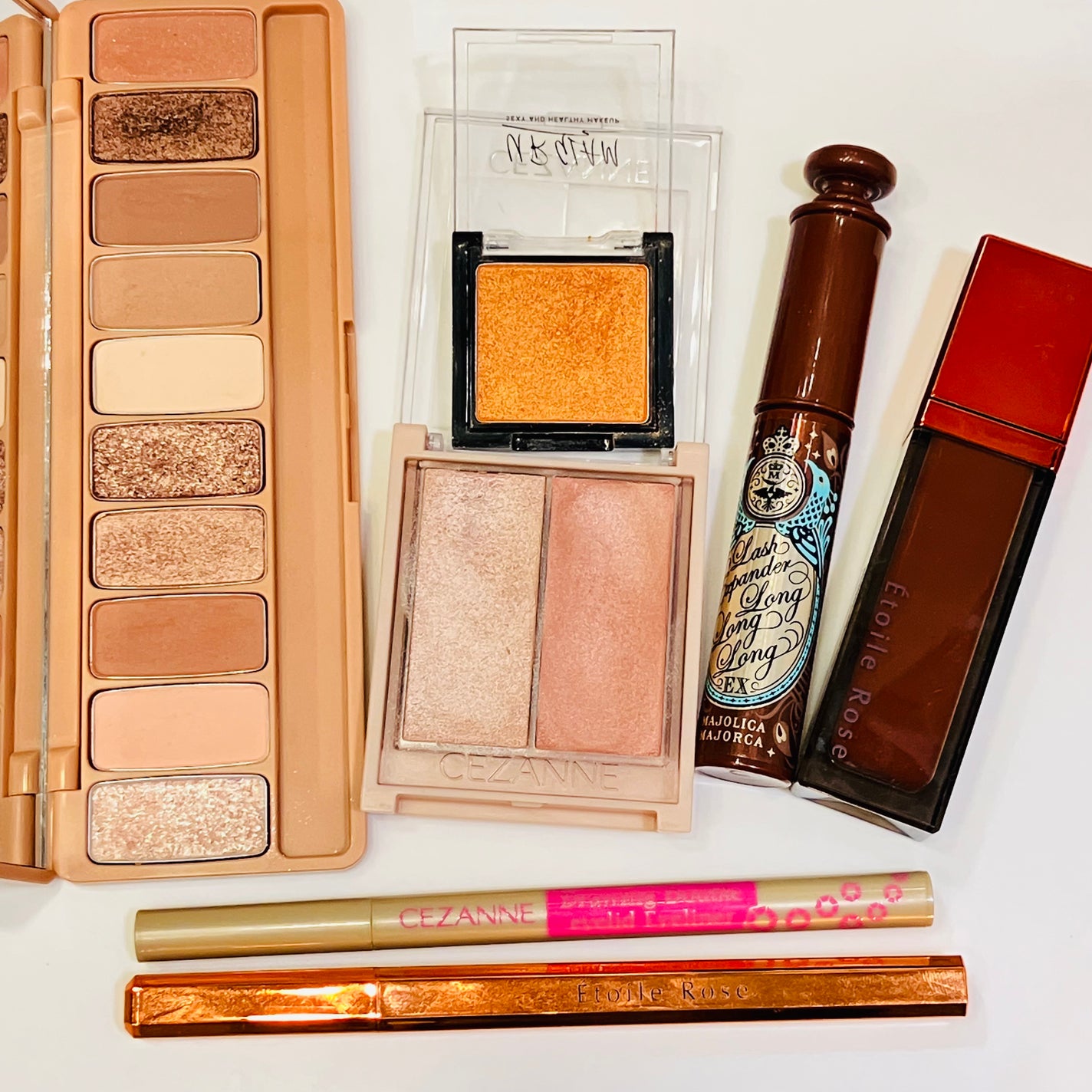 UR GLAM POWDER EYESHADOW/U R GLAM/単色アイシャドウを使ったクチコミ(1枚目)