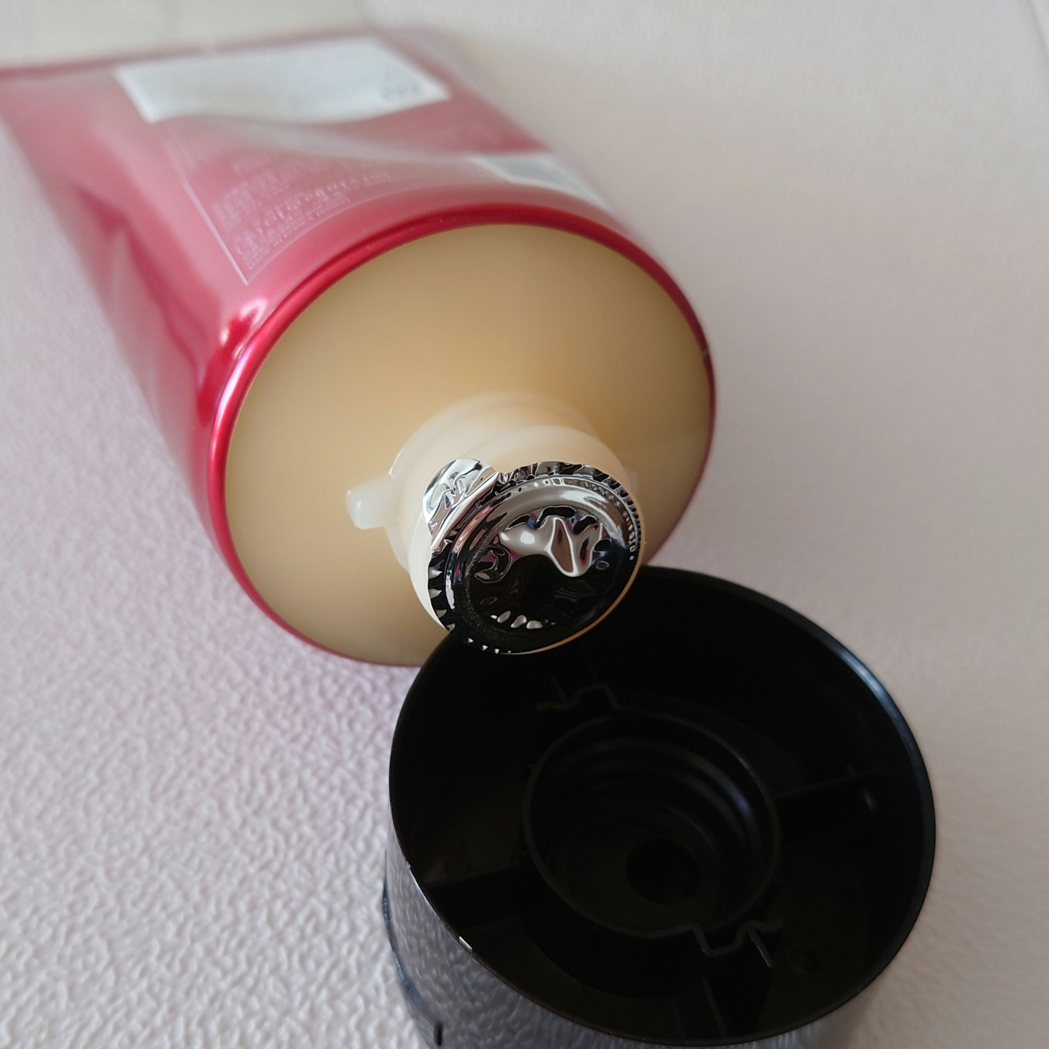 miseenscene ダメージケアトリートメントのクチコミ「リップスで買いました💕
miseensceneダメージケアトリートメントのレビューです👀
°＊.....」（2枚目）