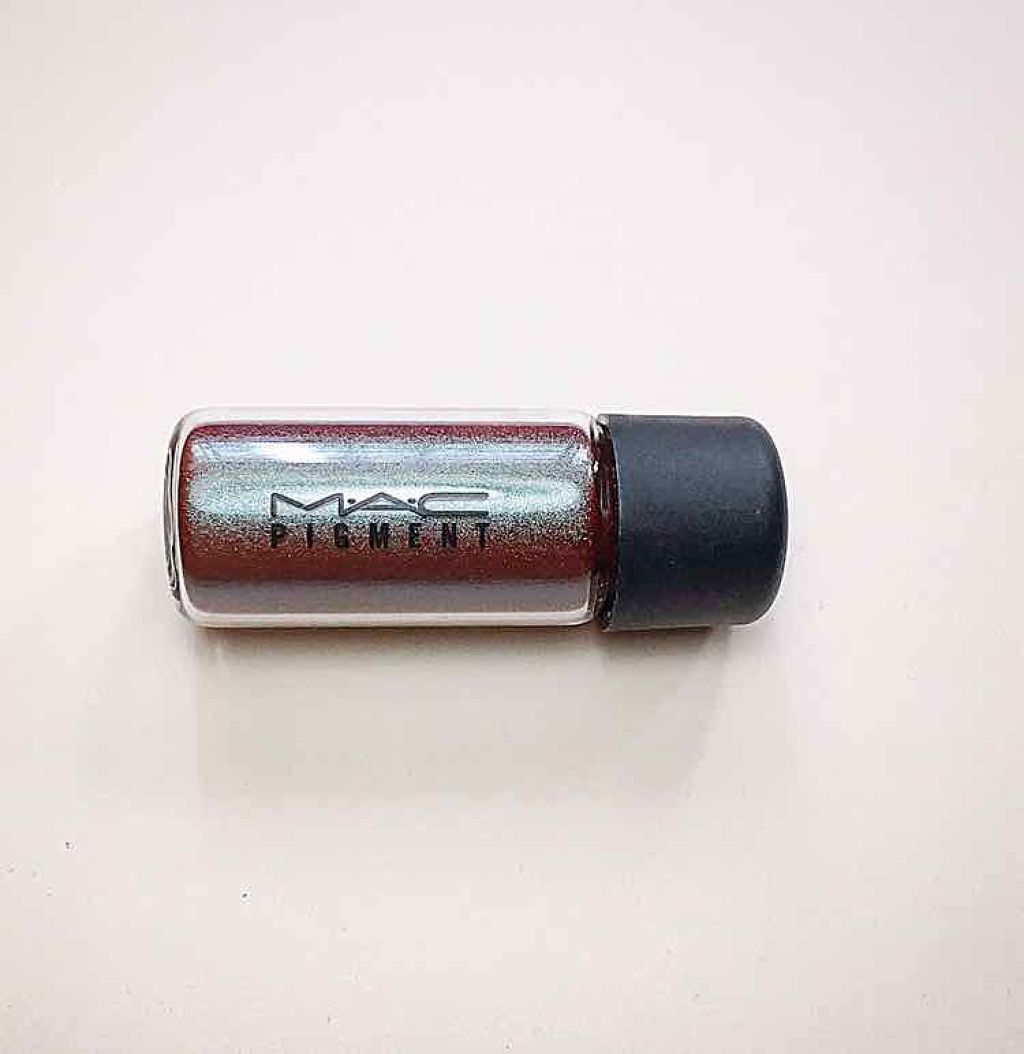 ピグメント/M・A・C/単色アイシャドウを使ったクチコミ（1枚目）