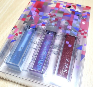 🌟RMK🌟
チャームグロスキット


💫


伊勢丹のメイクアップパーティで販売と聞き
絶対ほしい！！と思ったひとつ。
現品持ってるけど
ストック欲しいと思っていた
唯一のグロスちゃん😚

1➡️03 