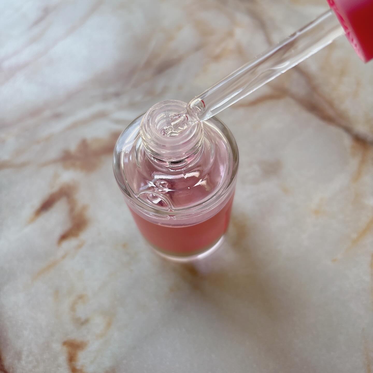 ピンクアロエムチンセラム/APRILSKIN/美容液を使ったクチコミ（3枚目）