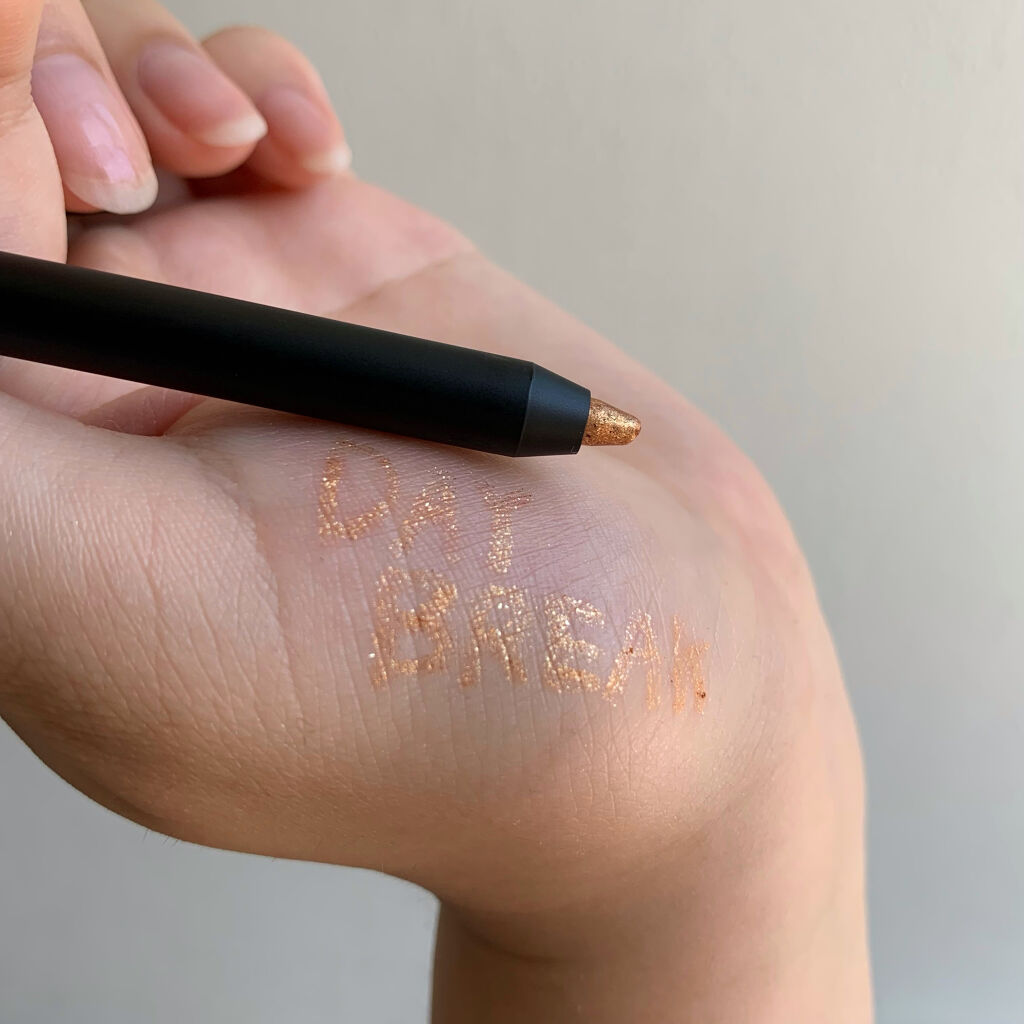 カラーリングソフトアイライナー/uneven/ペンシルアイライナーを使ったクチコミ（2枚目）