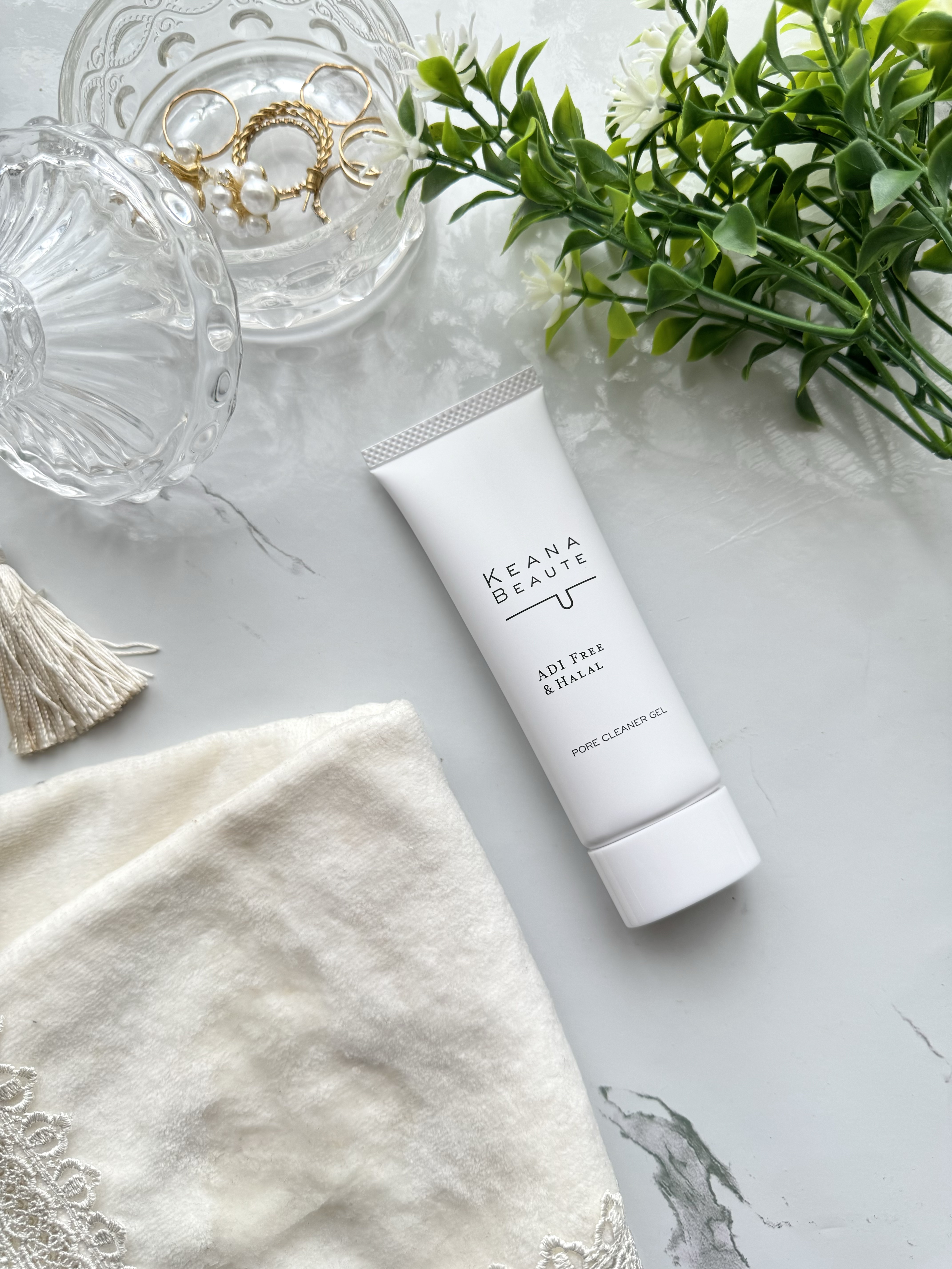 洗顔前の毛穴づまり落とし/ケアナボーテ/クレンジングジェルを使ったクチコミ（1枚目）