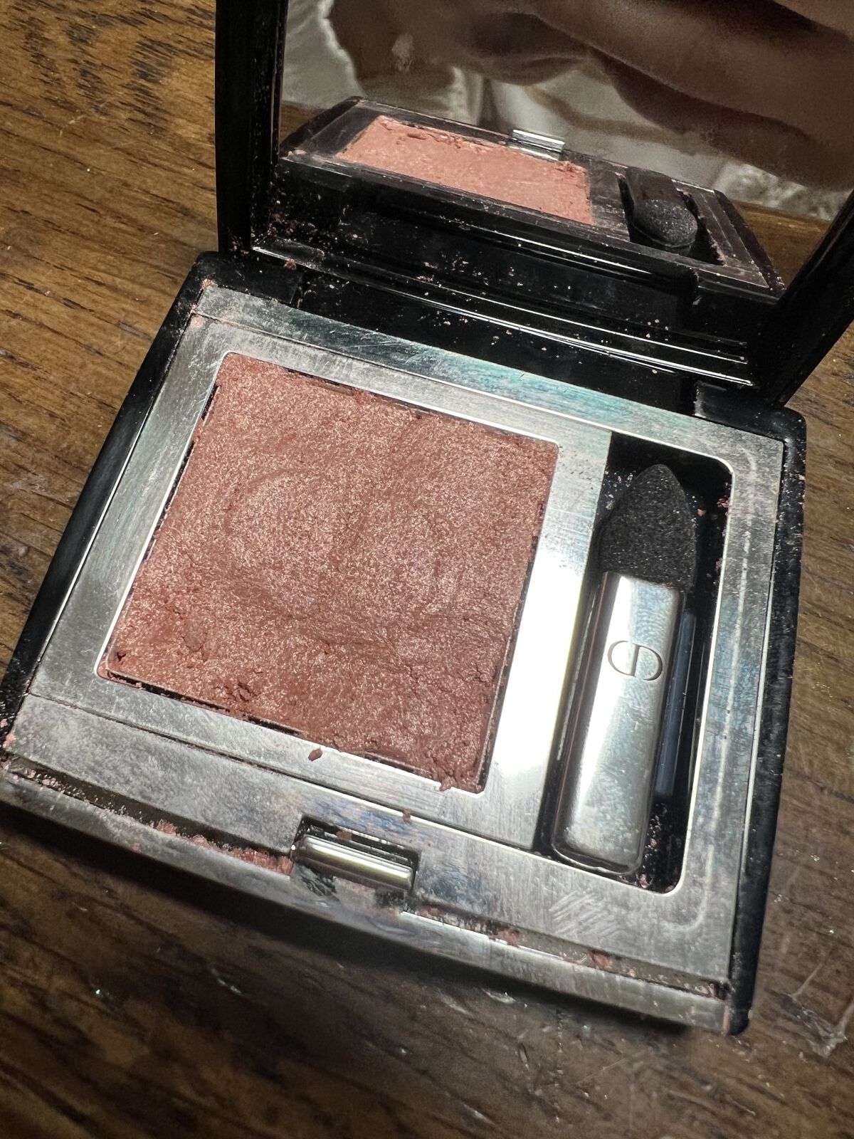 モノ クルール クチュール/Dior/単色アイシャドウを使ったクチコミ（1枚目）