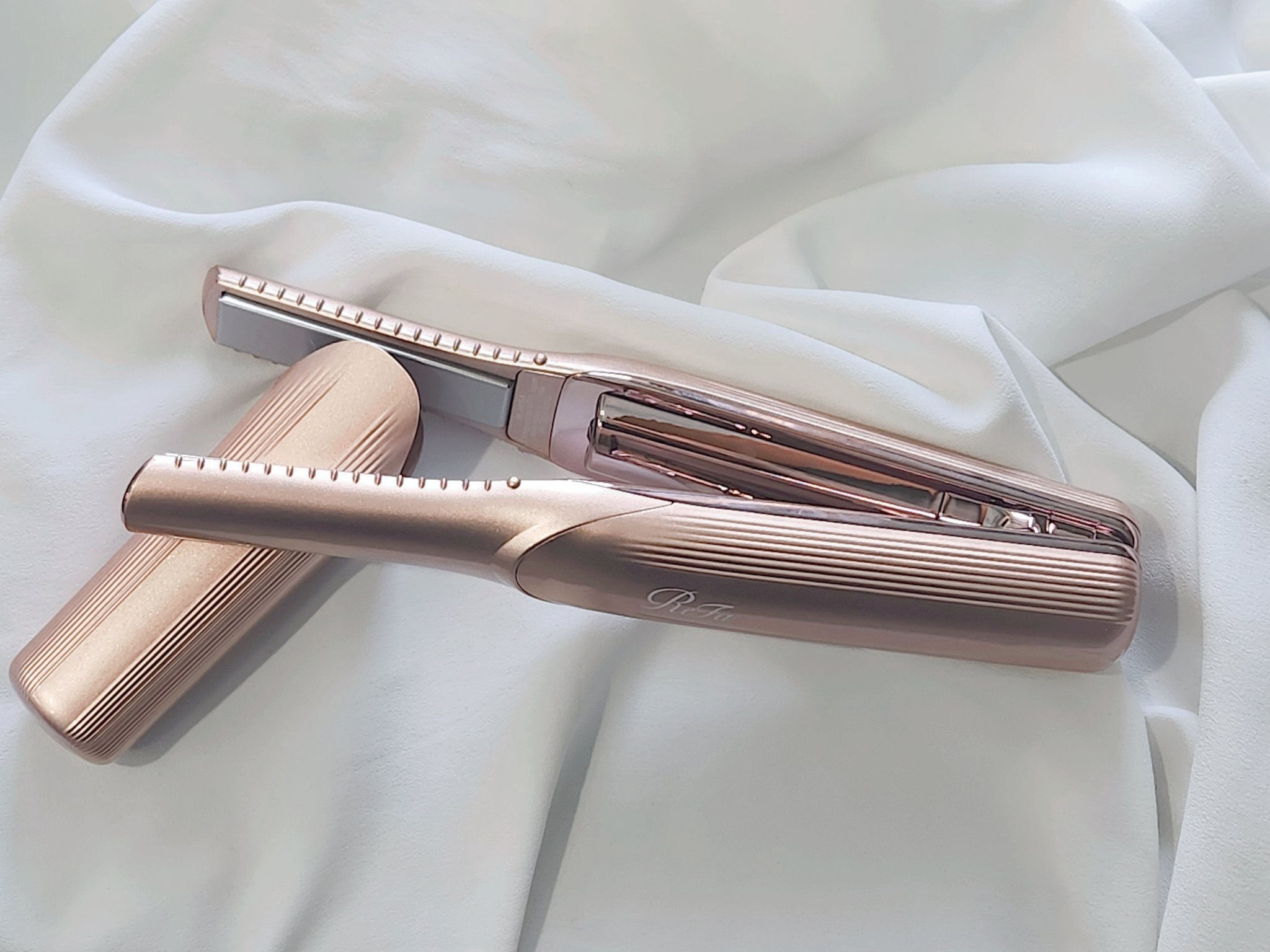 リファフィンガーアイロン ST ピンク / ReFa(リファ) | LIPS