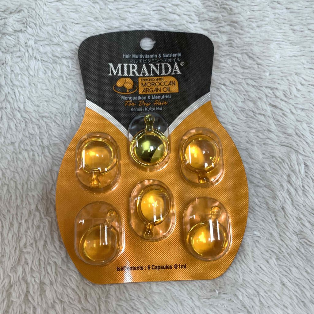 MIRANDA ヘアビタミン シルキーシャインヘアオイルのクチコミ「✽.｡.:*・ﾟ ✽.｡.:*・ﾟ ✽.｡.:*・ﾟ ✽.｡.:*・ﾟ ✽

#セリア
#ミラ.....」（1枚目）