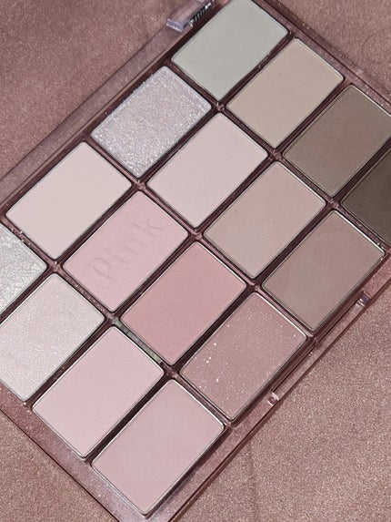 ソフトブラーリングアイパレット/wakemake/アイシャドウパレットを使ったクチコミ(2枚目)