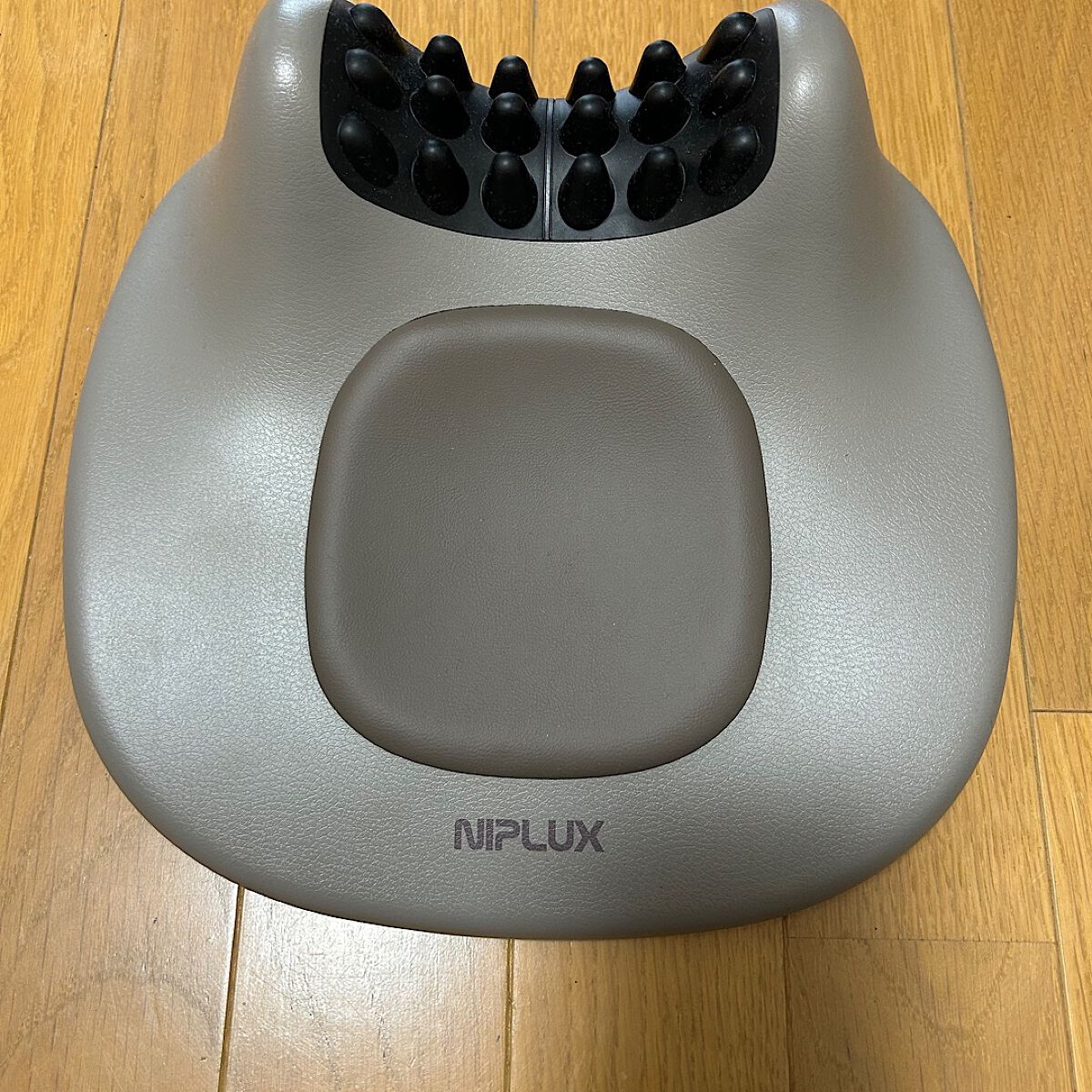 NECK PREMS/NIPLUX/ネックマッサージャーを使ったクチコミ（2枚目）