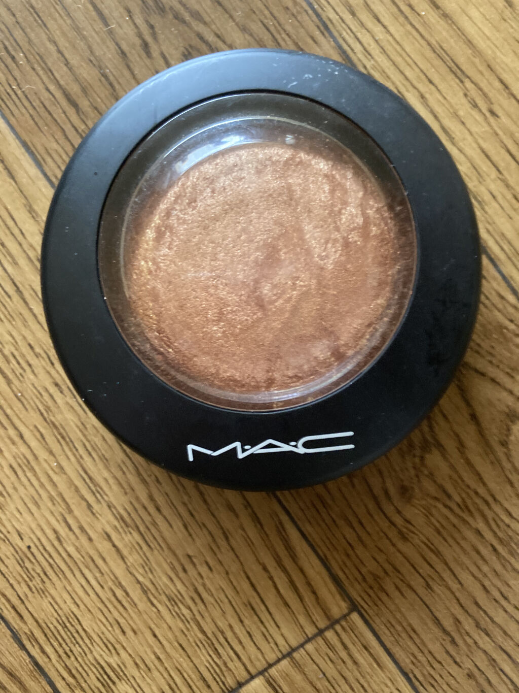 M·A·C ミネラライズ スキンフィニッシュ ゴールド ディポジット/M・A・C/パウダーハイライトを使ったクチコミ（1枚目）