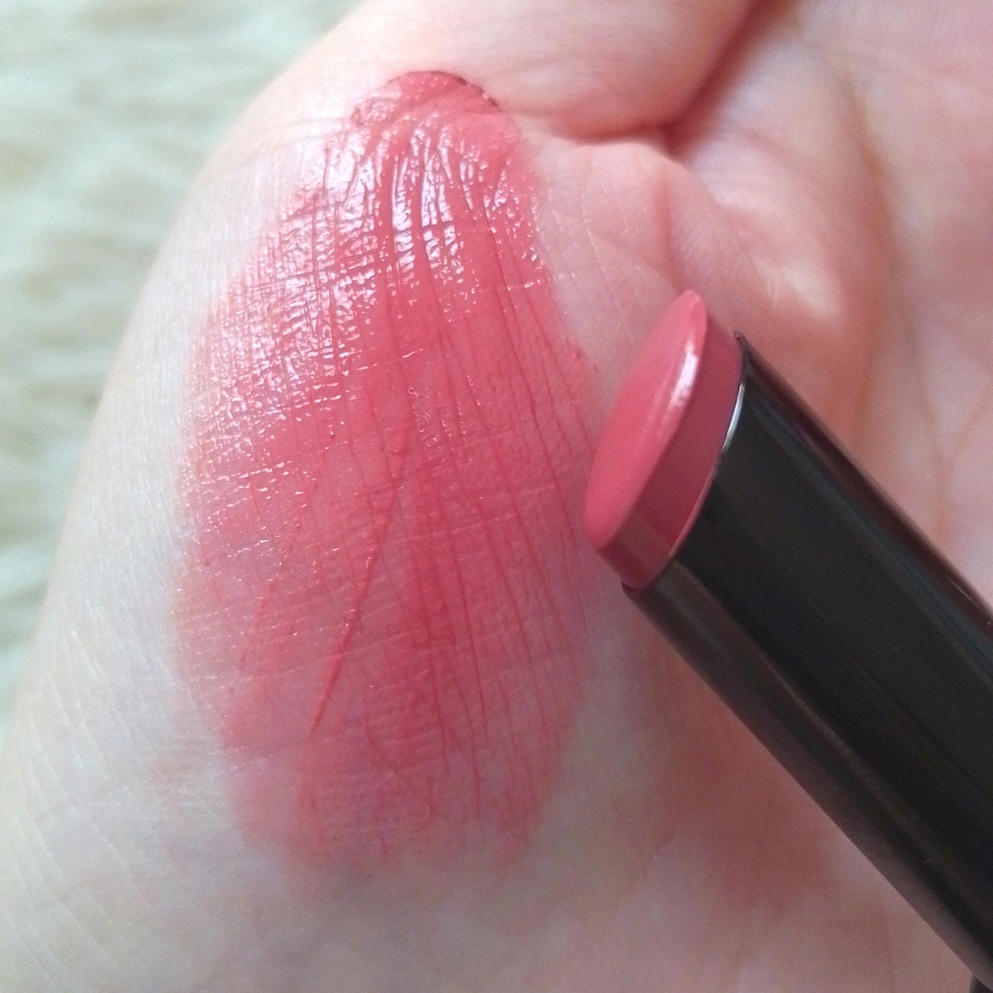 センシュアルヌードグロス/HERA/リップグロスを使ったクチコミ(4枚目)