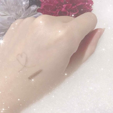 THREE キャプティベイティングパフォーマンスフルイドアイライナーのクチコミ「🐰宇垣美里アナ 愛用コスメ🐰
୨୧┈┈┈┈┈┈┈┈┈┈┈┈୨୧
#THREE
#キャプティベ.....」(3枚目)