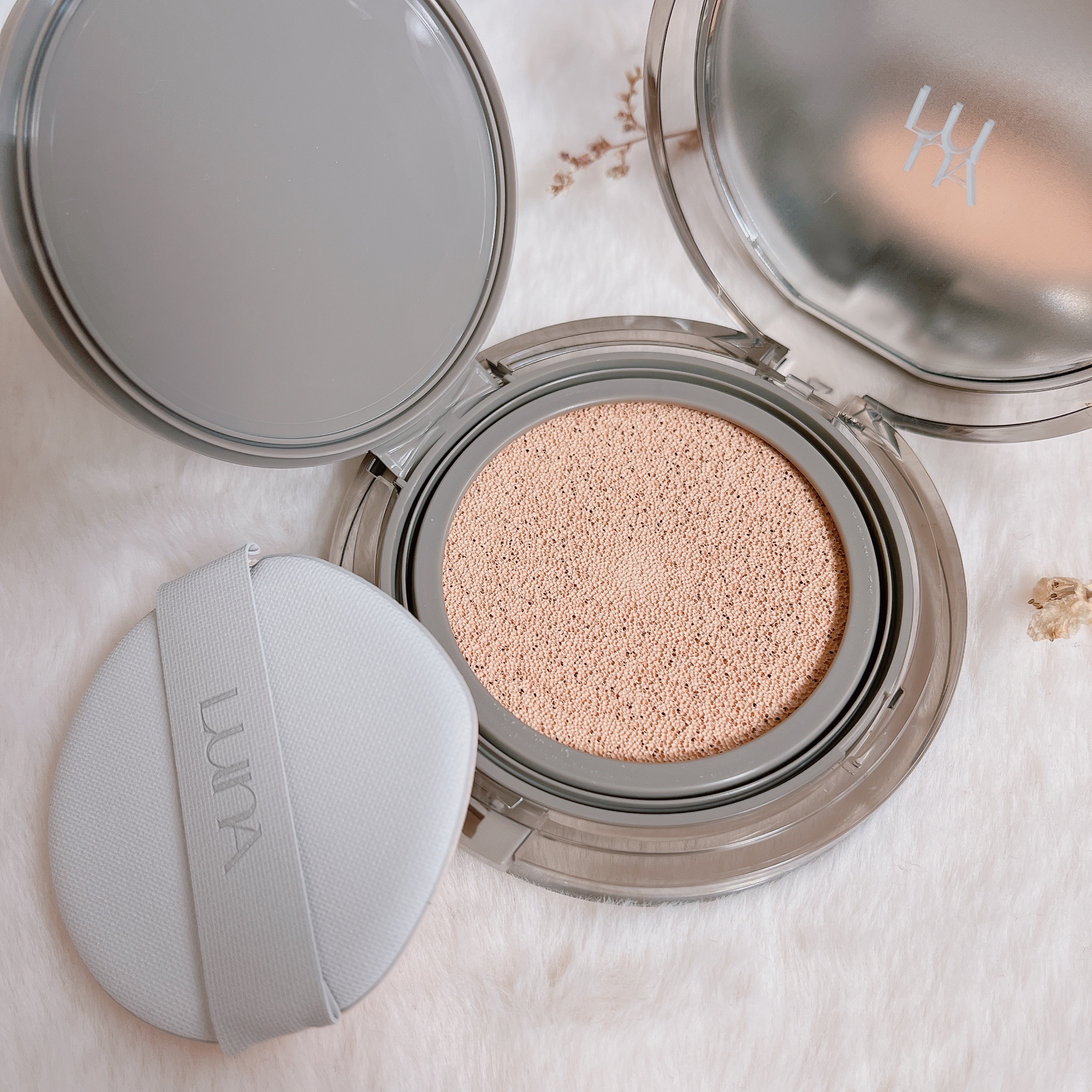 ブラーカバークッション 02 ベージュ/LUNA/クッションファンデーションを使ったクチコミ（2枚目）