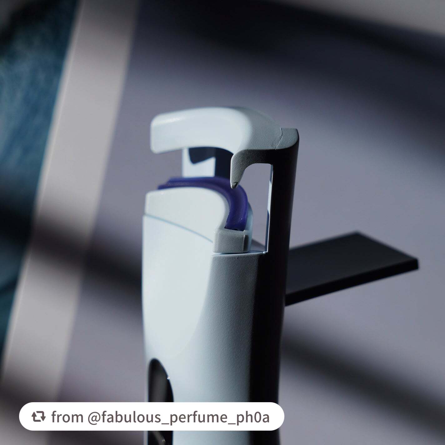 グラムパワーロングラスティング ヒーテッドアイラッシュカーラー/VODANA (ボダナ)/ホットビューラーを使ったクチコミ(3枚目)