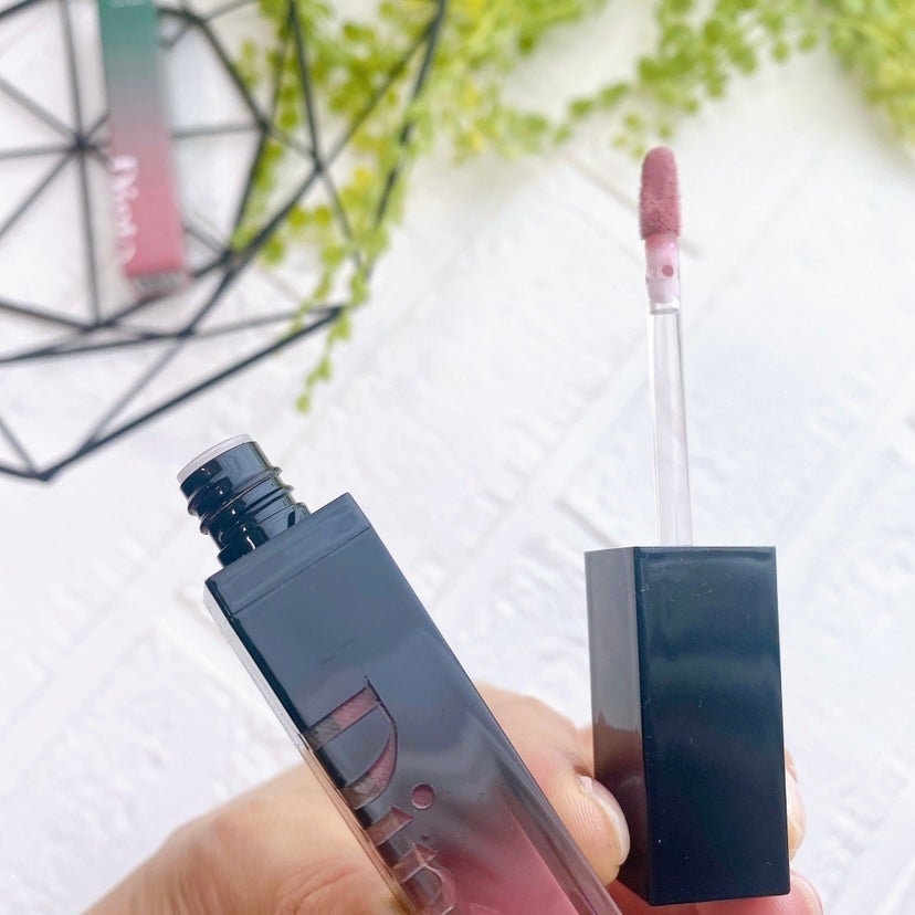 ディープキスド プランピング リップエナメル/Dinto/リップグロスを使ったクチコミ(4枚目)