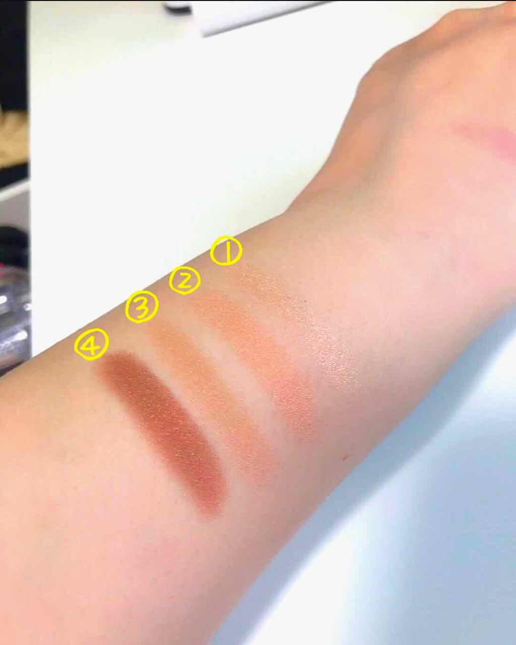 スキンモデリングアイズ/LUNASOL/アイシャドウパレットを使ったクチコミ（2枚目）