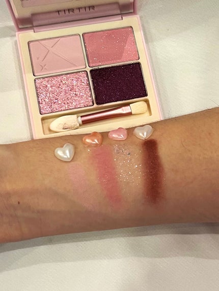 スターライト アイシャドウ/TIRTIR(ティルティル)/アイシャドウパレットを使ったクチコミ(2枚目)