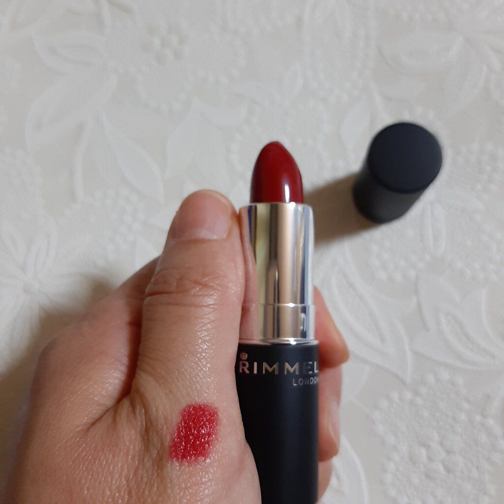マシュマロルック リップスティック 012 ベリーレッド/リンメル ロンドン/口紅を使ったクチコミ（1枚目）