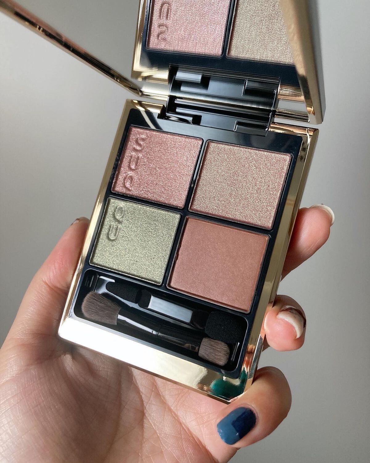 シグニチャー カラー アイズ/SUQQU/アイシャドウパレットを使ったクチコミ(2枚目)