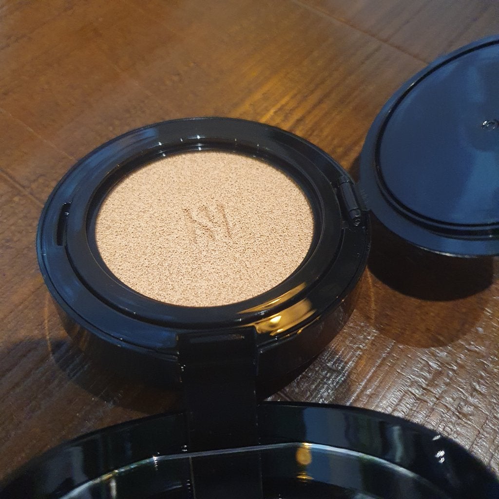 ブラック クッション/HERA/クッションファンデーションを使ったクチコミ(1枚目)