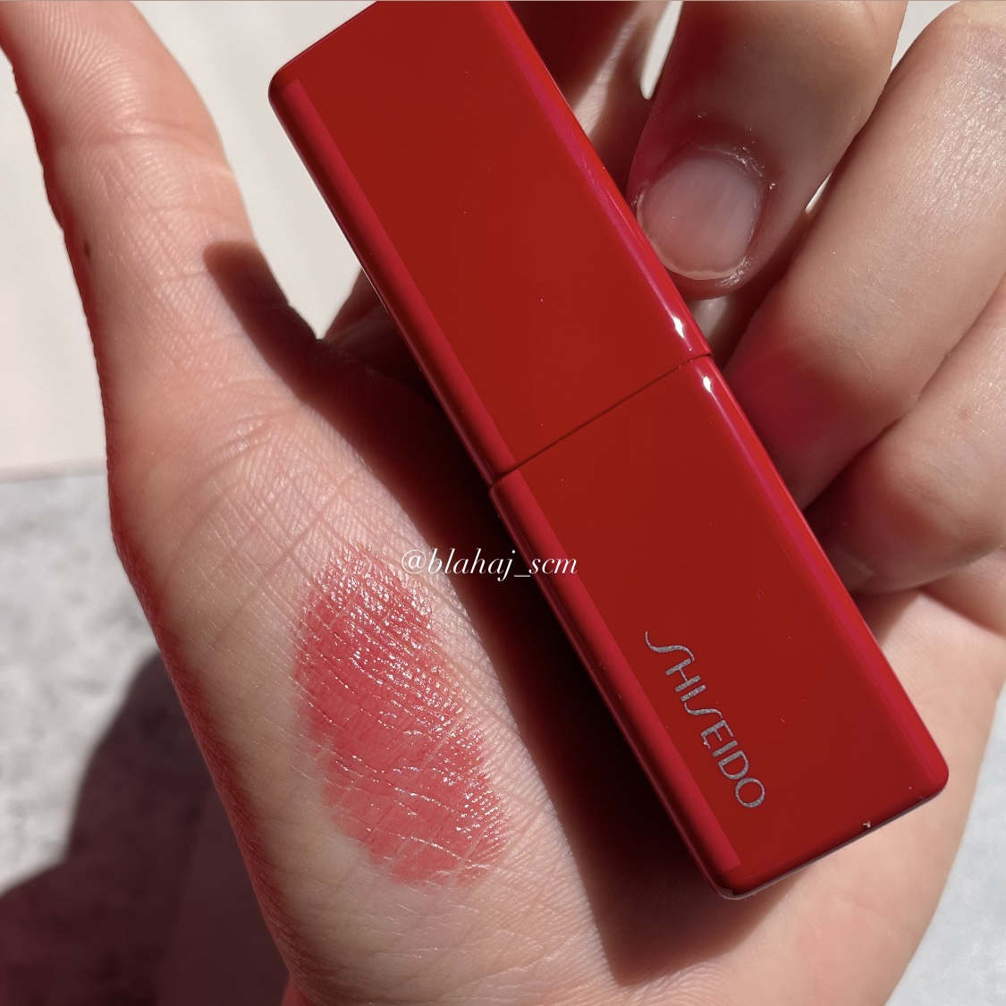 テクノサテン ジェル リップスティック/SHISEIDO/口紅を使ったクチコミ（2枚目）