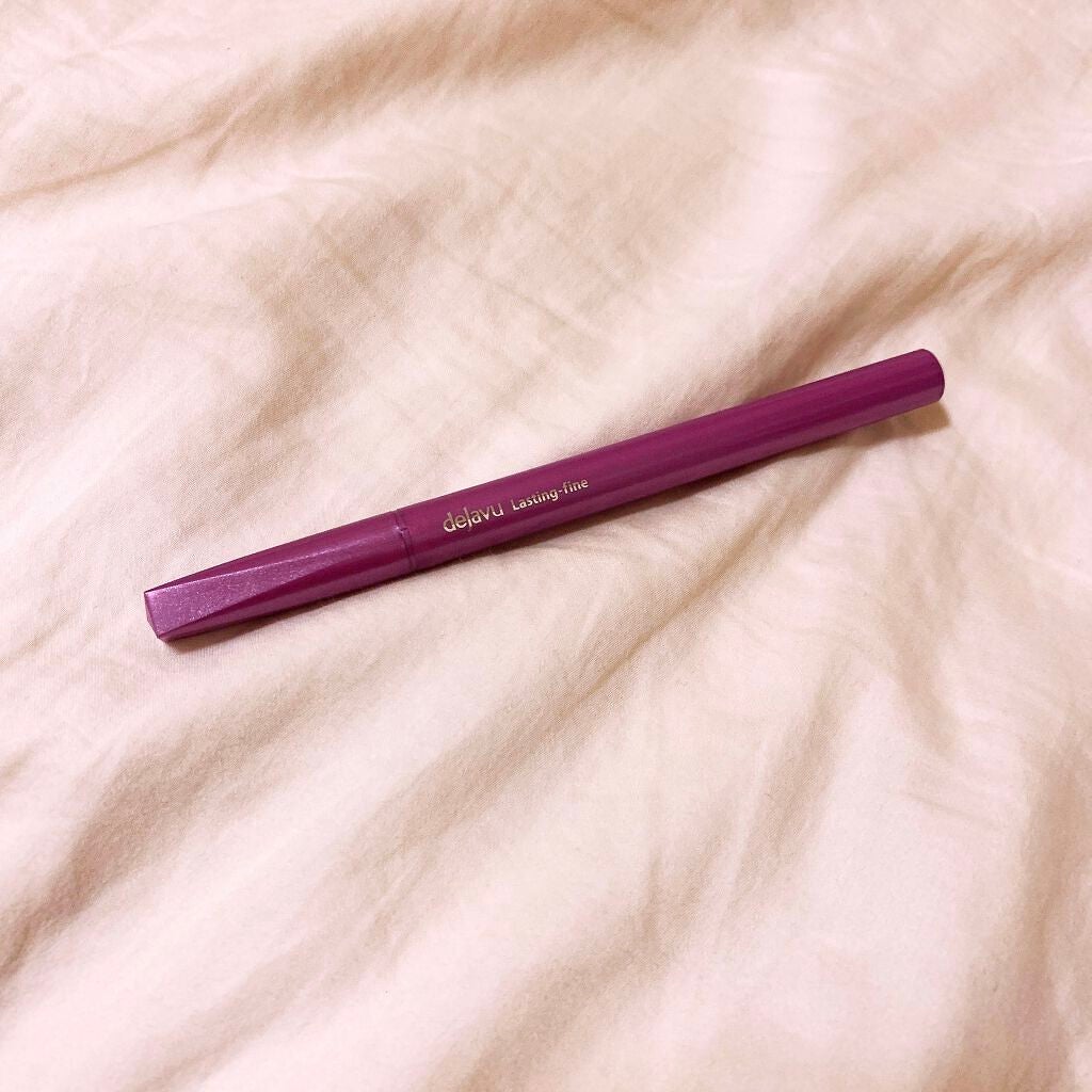 「密着アイライナー」ショート筆リキッド/デジャヴュ/リキッドアイライナーを使ったクチコミ(1枚目)