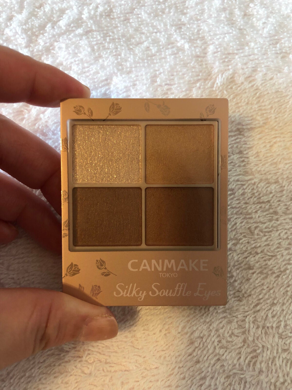 シルキースフレアイズ(マットタイプ)/キャンメイク/アイシャドウパレットを使ったクチコミ(4枚目)
