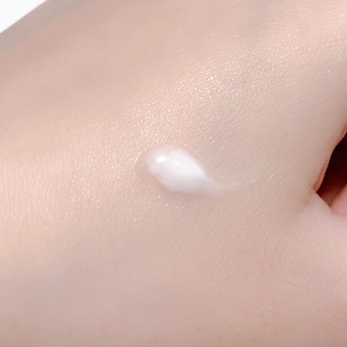 エフェクト アイクリーム リフト/CANADEL/アイケア・アイクリームを使ったクチコミ(4枚目)