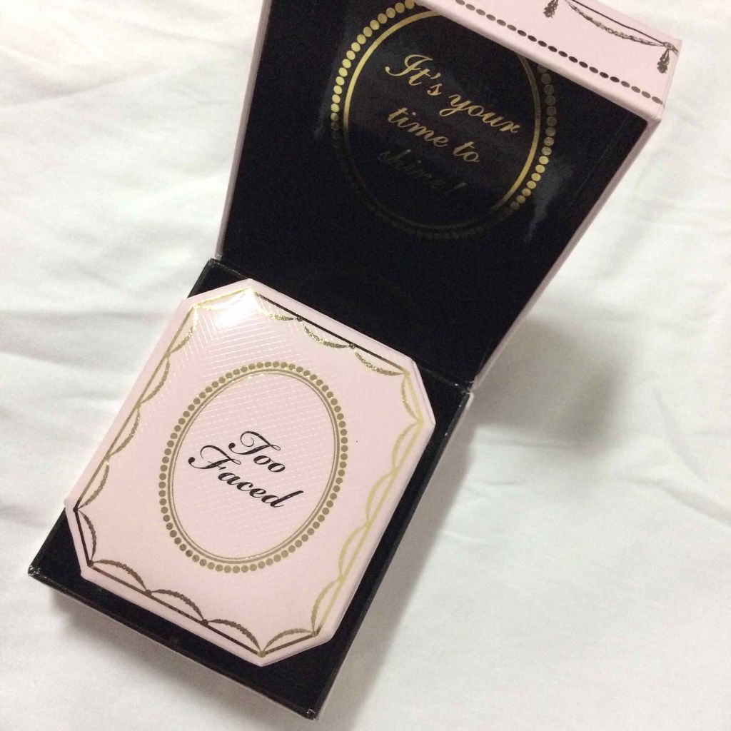 ダイヤモンドライト ハイライター ブラシ/Too Faced/メイクブラシを使ったクチコミ（2枚目）