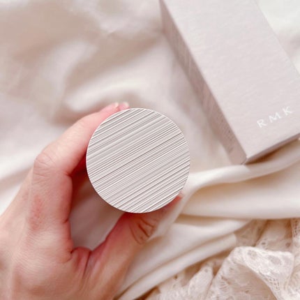 RMK リクイドファンデーション フローレスカバレッジ/RMK/リキッドファンデーションを使ったクチコミ(2枚目)