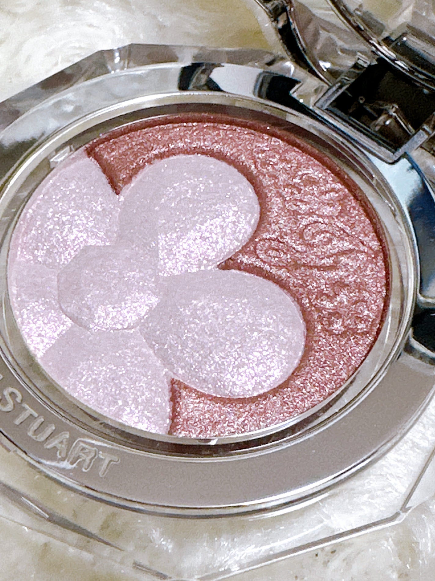 ジルスチュアート クリスタルブルーム ペタルクチュールアイズ デュオ/JILL STUART/アイシャドウパレットを使ったクチコミ(3枚目)