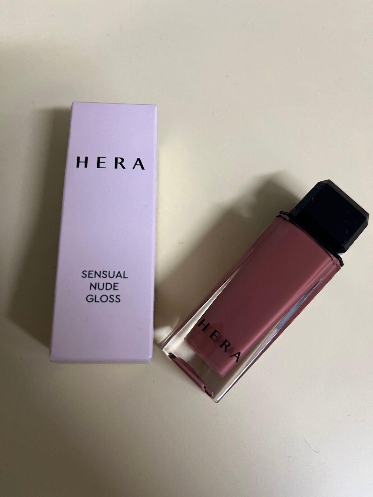 センシュアルヌードグロス/HERA/リップグロスを使ったクチコミ(2枚目)