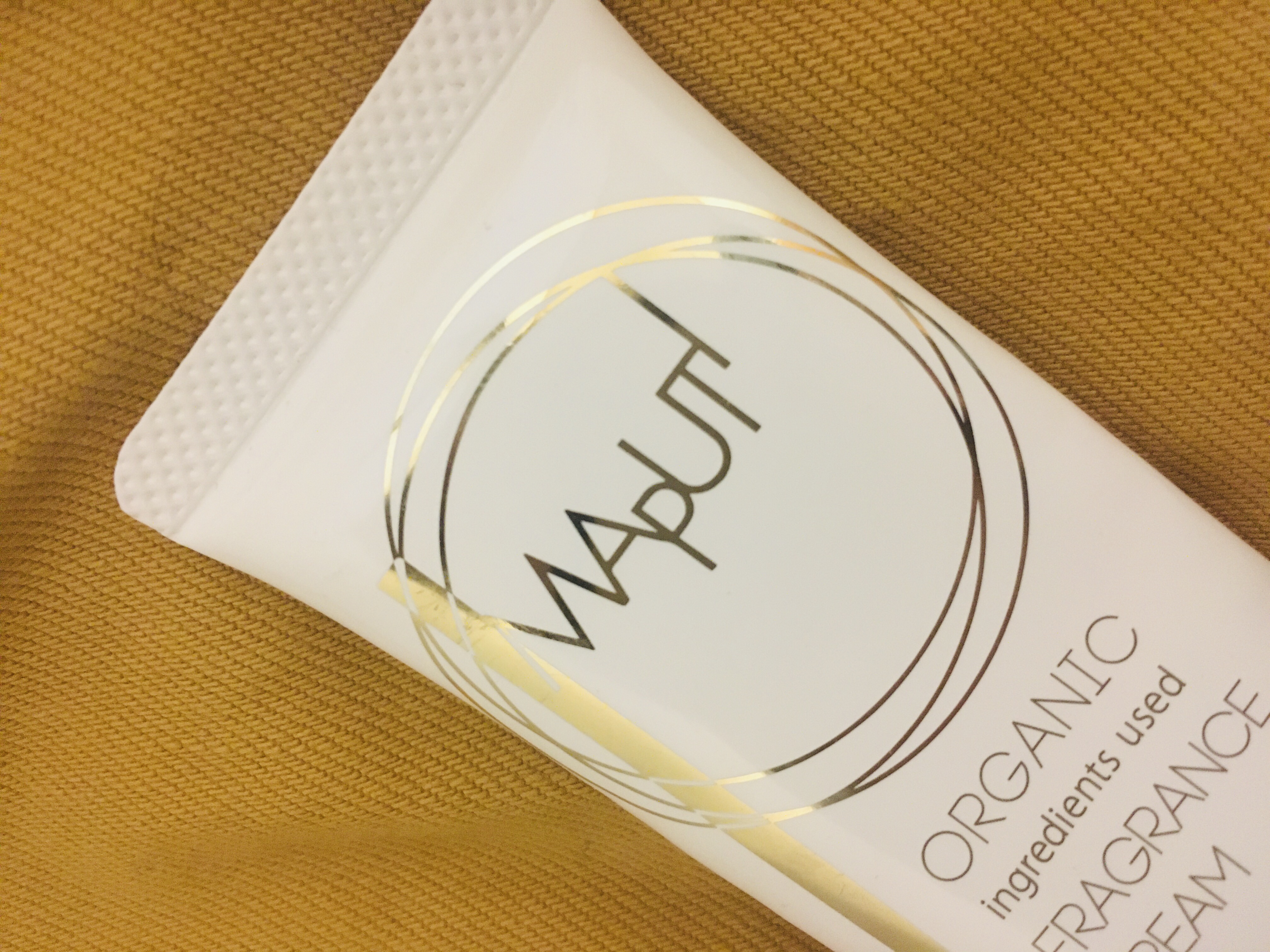 オーガニックフレグランスバストクリーム/MAPUTI/バスト・ヒップケアを使ったクチコミ（1枚目）